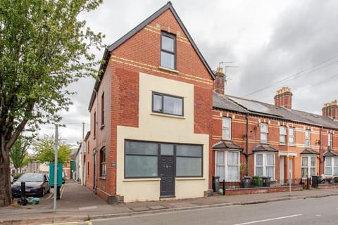 Ninian Park Road House in Cardiff