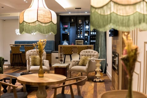 Lounge or bar