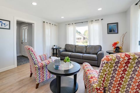 Dom Rodzinny Lakeview Getaway - Walk to Lake Huron House in Michigan