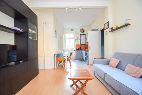 Appartement 6 pers a 300m de la plage du prieuré Apartment in Dinard