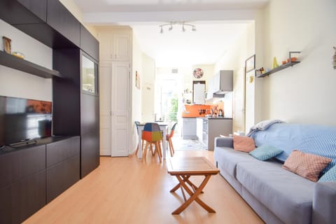 Appartement 6 pers a 300m de la plage du prieuré Apartment in Dinard