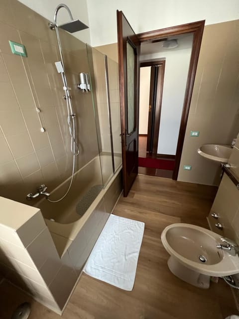 Orio easy relax 24h Airport 3 - a few steps Apartment in Bergamo