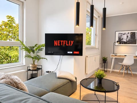TV and multimedia, Decorative detail, Seating area