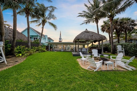Oceanfront Cocoa Beach Vacation Home Private Beach, Tiki Bar & Family Fun House in Cocoa Beach