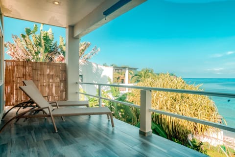Patio, Natural landscape, View (from property/room), Balcony/Terrace, Seating area, Sea view