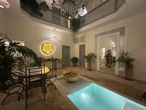 Swimming pool