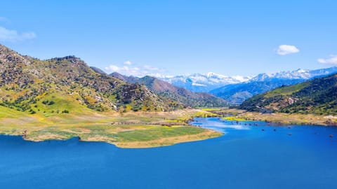 The Whitney- Sequoia Motel RM7 House in Three Rivers