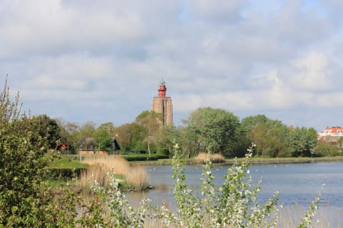 Nearby landmark, Spring, Day, Natural landscape