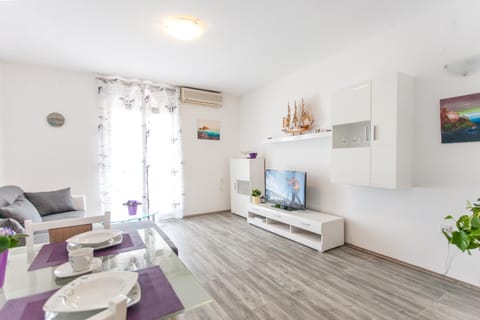 Apartman Miami Podstrana Apartment in Podstrana