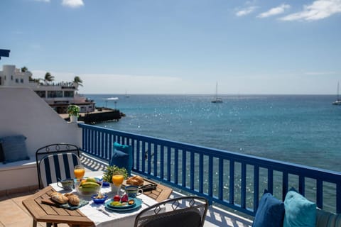 View (from property/room), Balcony/Terrace, Sea view