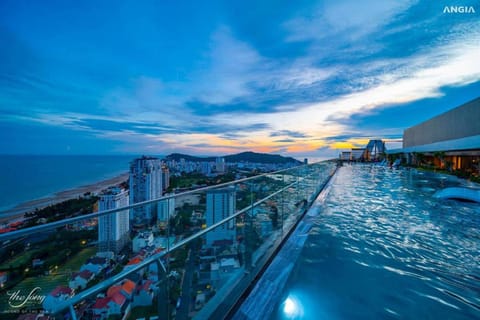 Aqua park, Swimming pool, Swimming pool