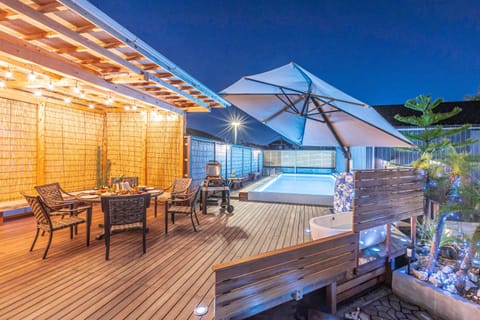 Night, Balcony/Terrace, Swimming pool