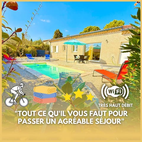 Pool view, Swimming pool, sunbed