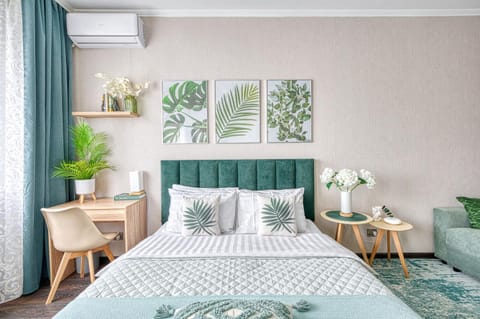 Bed, Summer, Photo of the whole room, furniture