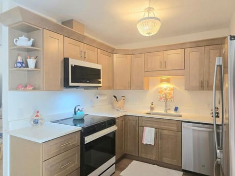 An Island Getaway at Palm Tree Villas Villa in Holmes Beach