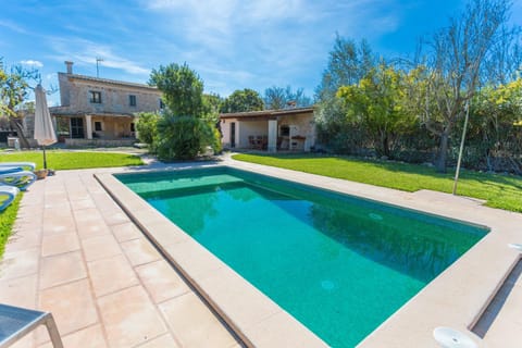 Facade/entrance, Garden, Swimming pool