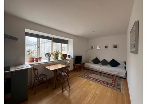 Willow Cottage, Gilchristland Organic Farm House in England