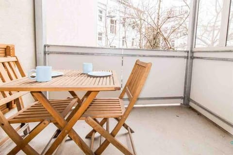 View (from property/room), Balcony/Terrace