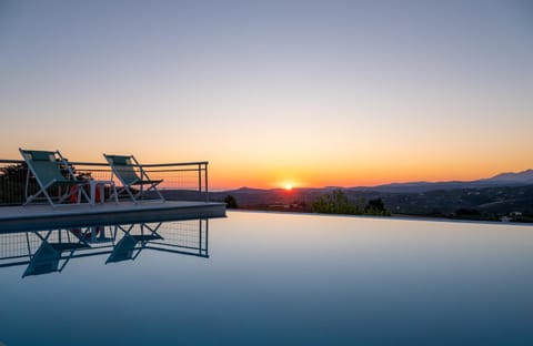 Pool view, Sunrise