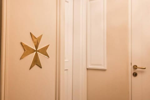 Property building, Decorative detail