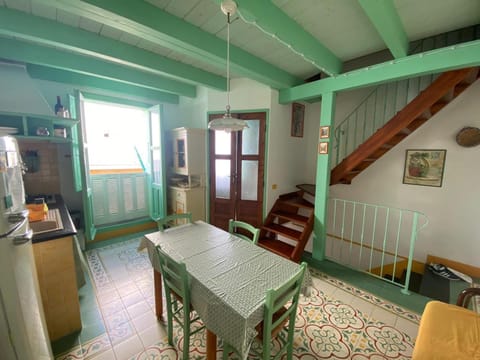 Facussa house House in Carloforte