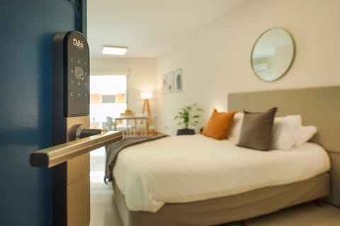 Bed, Photo of the whole room