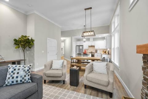 Modern Retreat in Mt Hood Oregon Resort House in Welches