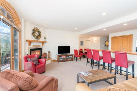 Bear Creek Lodge 409 by Alpine Lodging Telluride Apartment in Mountain Village