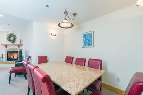 Bear Creek Lodge 409 by Alpine Lodging Telluride Apartment in Mountain Village