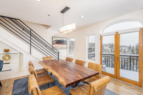Bear Creek Lodge 411 by Alpine Lodging Telluride Apartment in Mountain Village