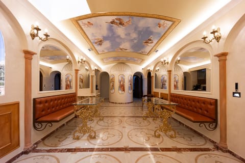 Communal lounge/ TV room, Meeting/conference room