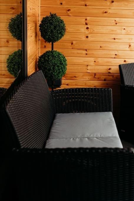 Riverside Retreats - Steamers Meadow Campground/ 
RV Resort in England