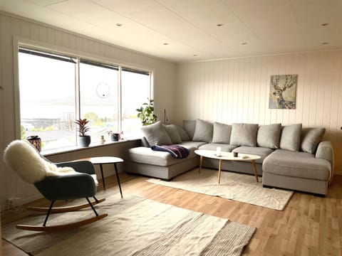 Penthouse with panorama view and great location! Apartment in Tromso