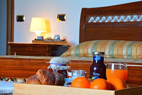 Agriturismo il Pettirosso Farm Stay in Agerola