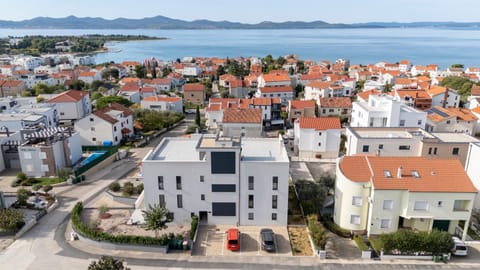 Property building, View (from property/room), Sea view, Street view, Parking