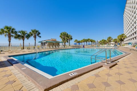 Steps to Shore PCB Condo with Pool Access and Views! Apartment in Upper Grand Lagoon