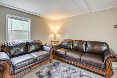 New Lisbon Family Gem about 3 Mi to Castle Rock Lake House in Wisconsin