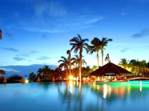 Night, Pool view, Swimming pool, Swimming pool