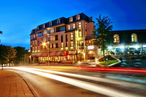 Property building, Night
