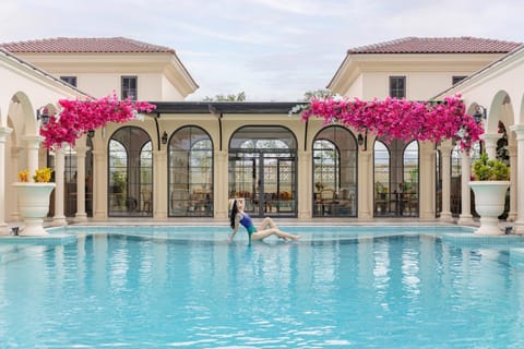 Swimming pool