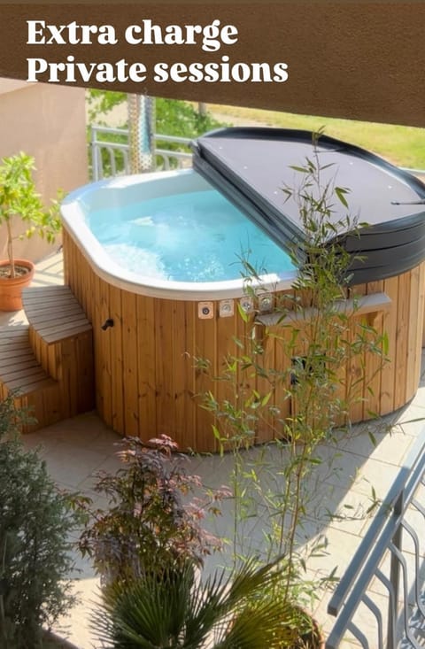 Natural landscape, Hot Tub