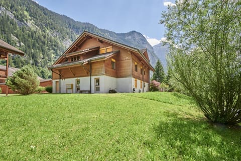 Apartment Silberhorn, outstanding view, spacious, family friendly Apartment in Lauterbrunnen