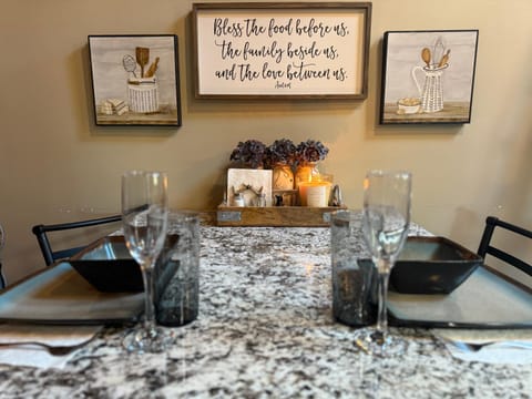 Little Cabin in the Woods. Cabin in Kootenai County