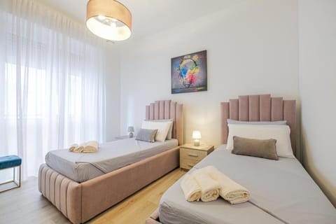 SBS Room Rental Bed and Breakfast in Bergamo