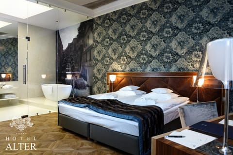 Bathroom, Bedroom