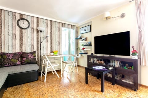 TV and multimedia, Living room, Dining area
