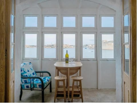 SeaFront Apartment In Valletta Apartment in Valletta