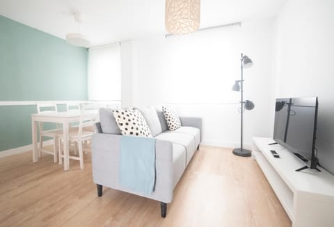 TV and multimedia, Living room, Dining area