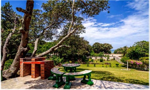 Day, Natural landscape, Garden, Balcony/Terrace, Garden view