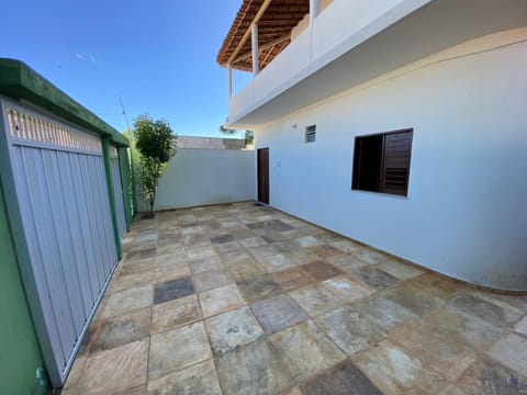 Patio, Parking